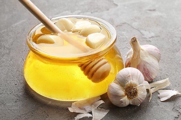 НАШ МЁД: Чесночный мёд: профилактика ОРВИ 🍯. Чесночный мёд - прекрасное… — ТЦ «Добрыня», Петрозаводск
